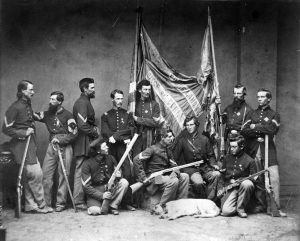 Uniós katonák Henry puskákkal