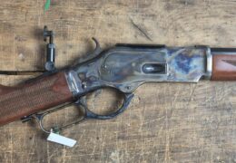 Uberti 1873 Winchester Sporting Rifle .44-40 24″ – diopteres irányzékokkal, bordázott agynyakkal, előággyal