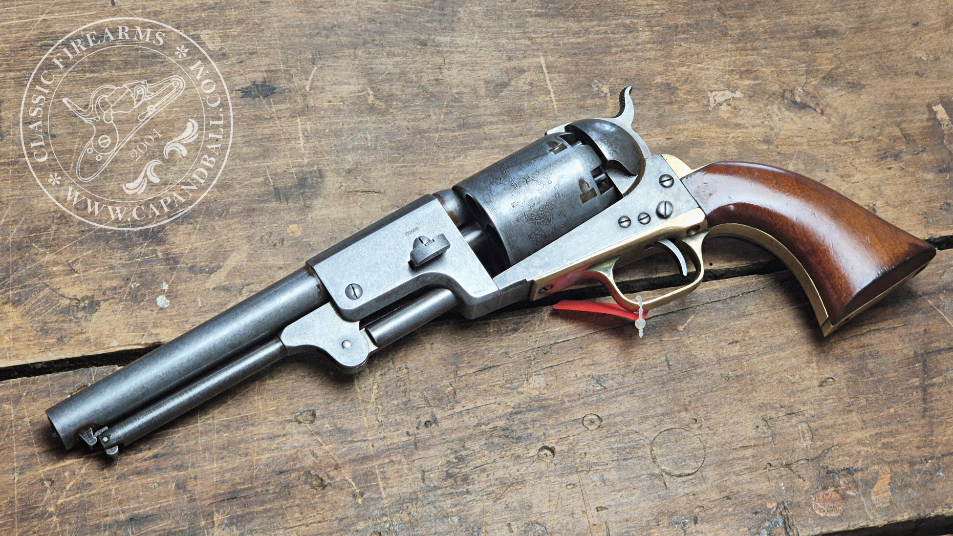 Uberti 3rd Model Dragoon Old West Antique Patina Finish .44 elöltöltő revolver