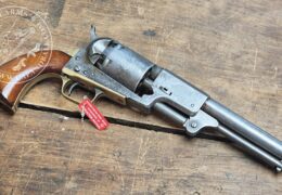 Uberti 3rd Model Dragoon Old West Antique Patina Finish .44 elöltöltő revolver